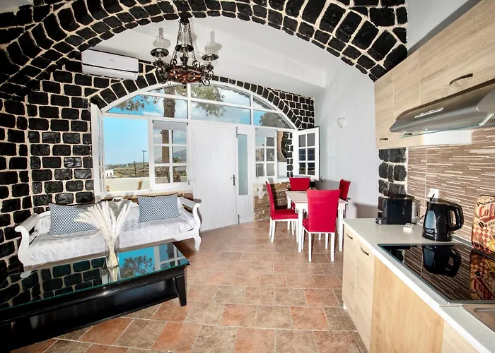 Dawn Santorini Villa